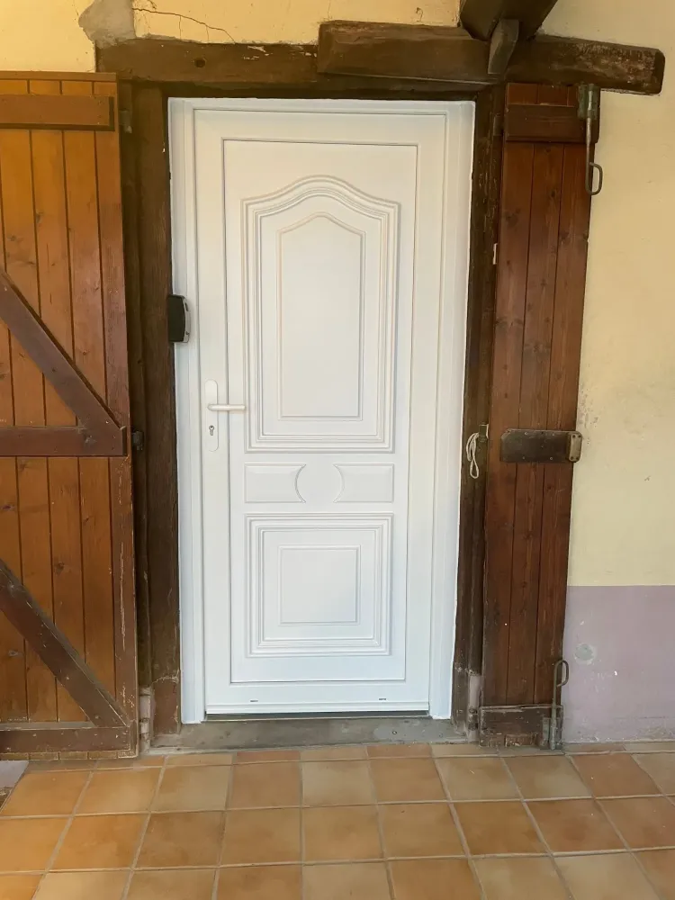 Porte blanche